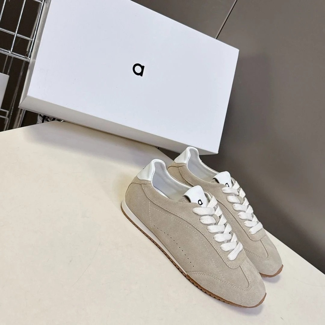 European-style Women's White S - Leather Sneaker Care Kit incelemesi ve fiyatı